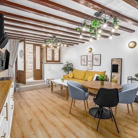 La Bestia Deluxe Studio Apartment Rovinj Luaran gambar