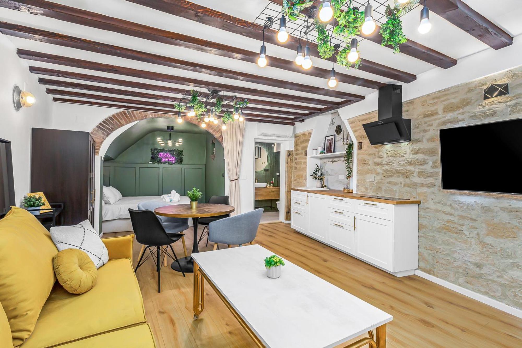 La Bestia Deluxe Studio Apartment Rovinj Luaran gambar